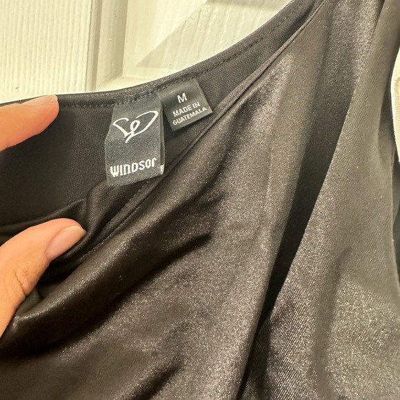 WINDSOR DRESS BLACK WITH WHITE BOW ON SHOULDER! SUPER CUTE! GREAT FOR FORMALS! - Picture 3 of 3